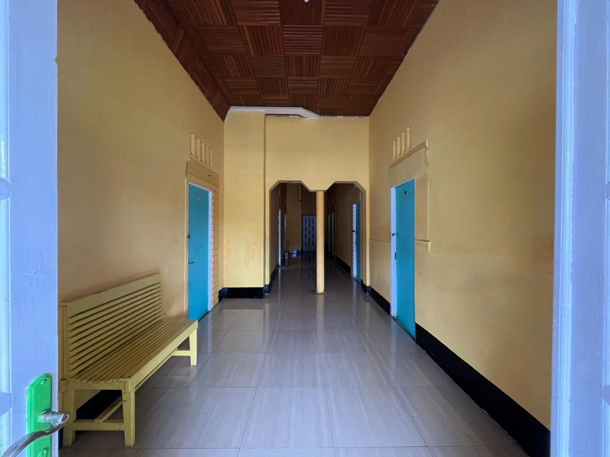 Hotel Malibu Baubau Kültér fotó